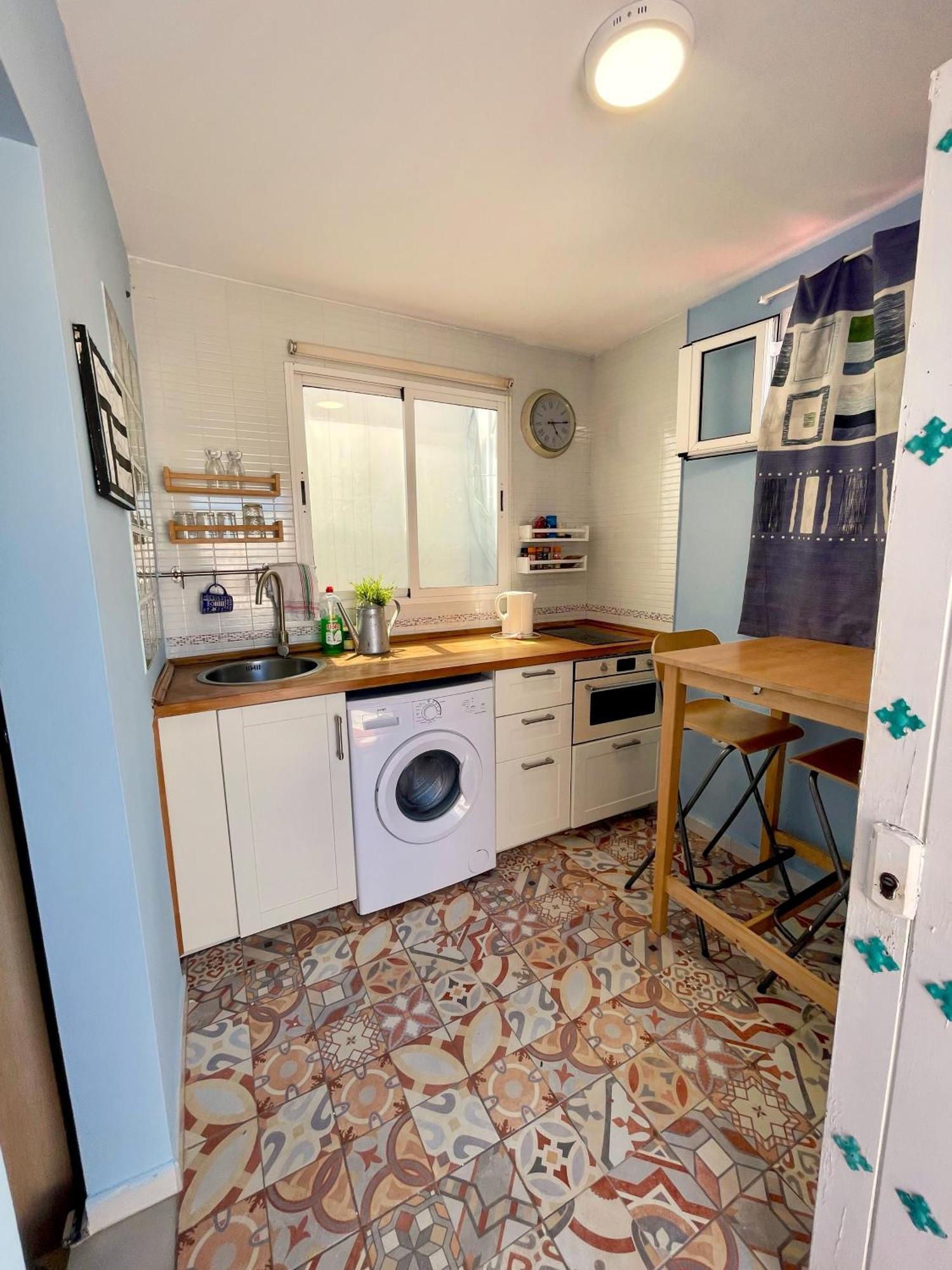 Rosa de los Vientos - Camas en habitaciones compartidas Cádiz Exterior foto
