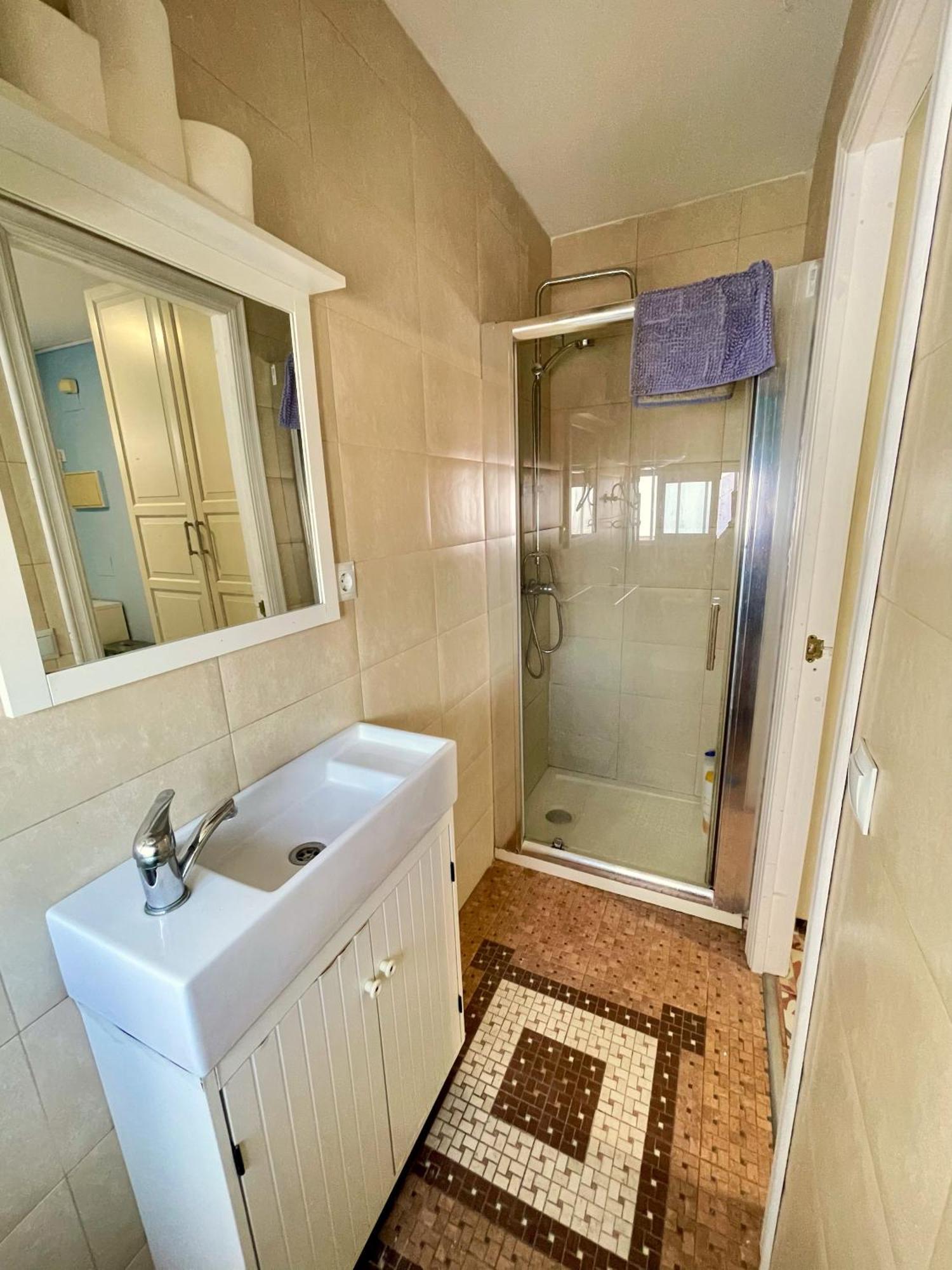 Rosa de los Vientos - Camas en habitaciones compartidas Cádiz Exterior foto